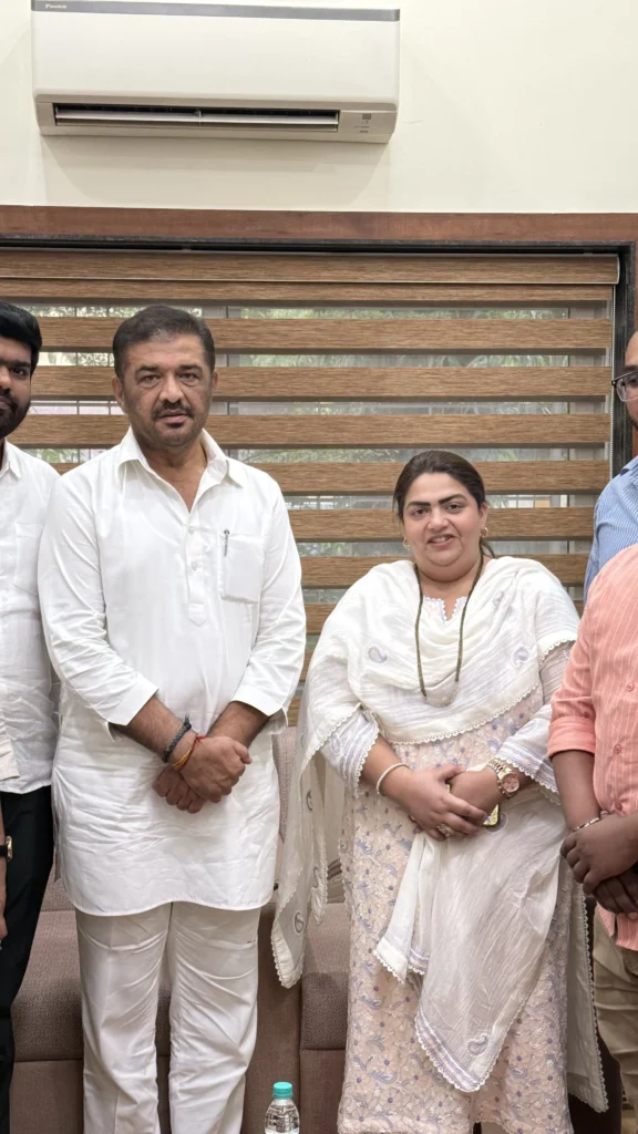 काँग्रेसचे ज्येष्ठ नेते व माजी मंत्री मा. सुनील केदार यांची नागपूर येथे सदिच्छा भेट घेतली.